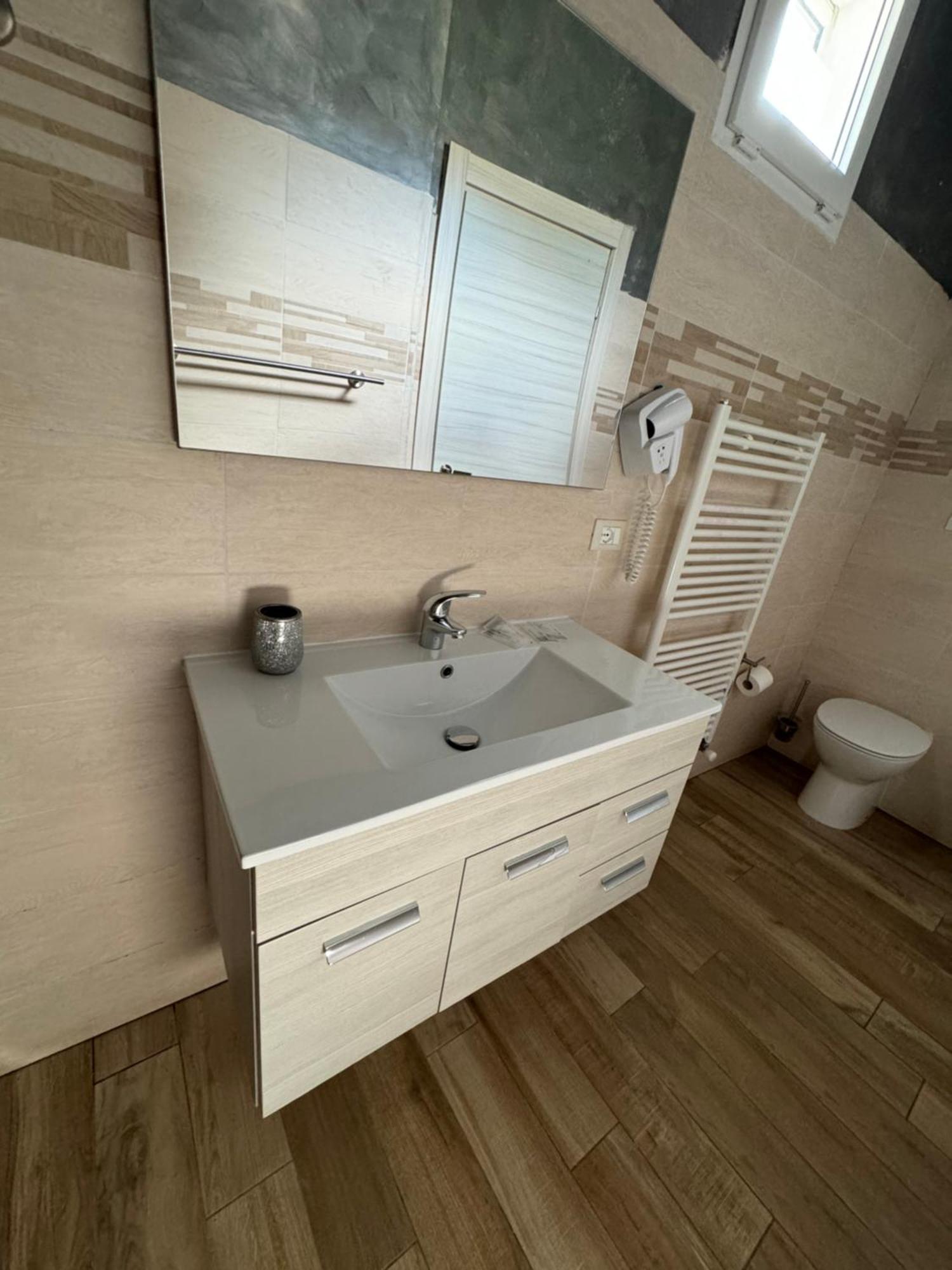 Atena B&B Apartments Platino San Silvestro  Exteriér fotografie