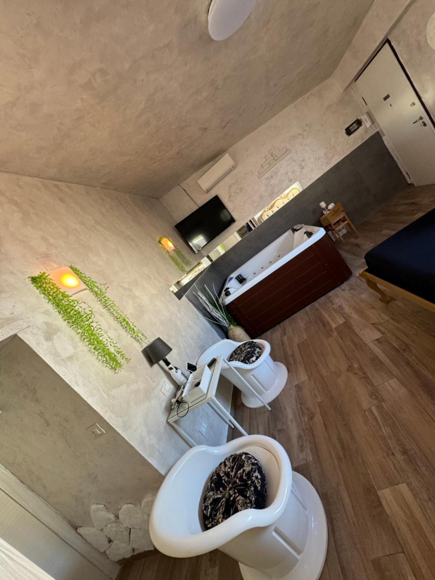 Atena B&B Apartments Platino San Silvestro  Exteriér fotografie